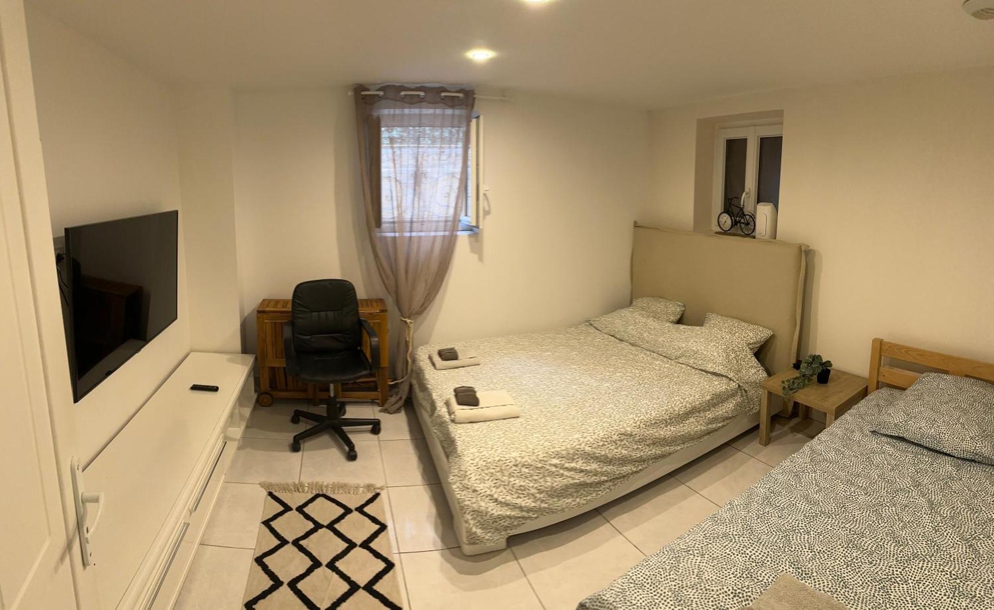 Jolie Appartement Nice Proche Mer Et Aeroport Une Chambre Plus Salon Avec Cuisine Екстериор снимка